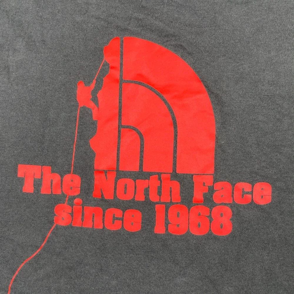The North Face T Shirt Mens L Dark Grey Since 1968 A5 Series Rock Climbing Print